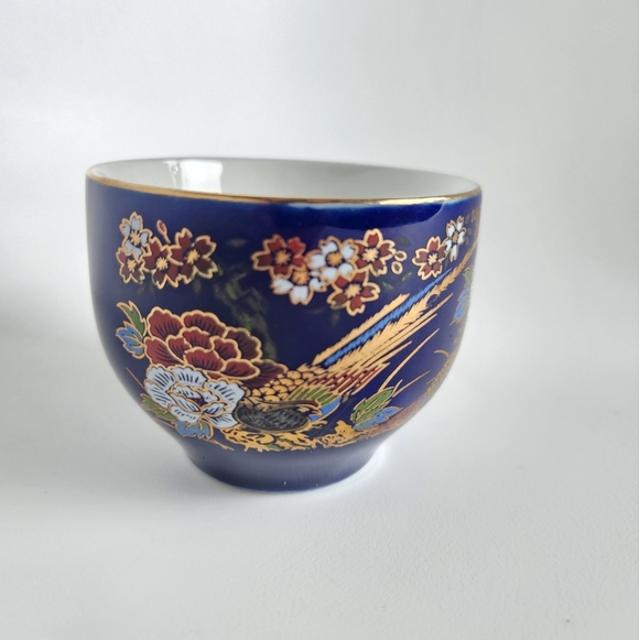 Vintage Kutani Japanese Porcelain Teapot & 4 Cups-Cobalt Blue Flowers Gold Rim - Picture 4 of 9